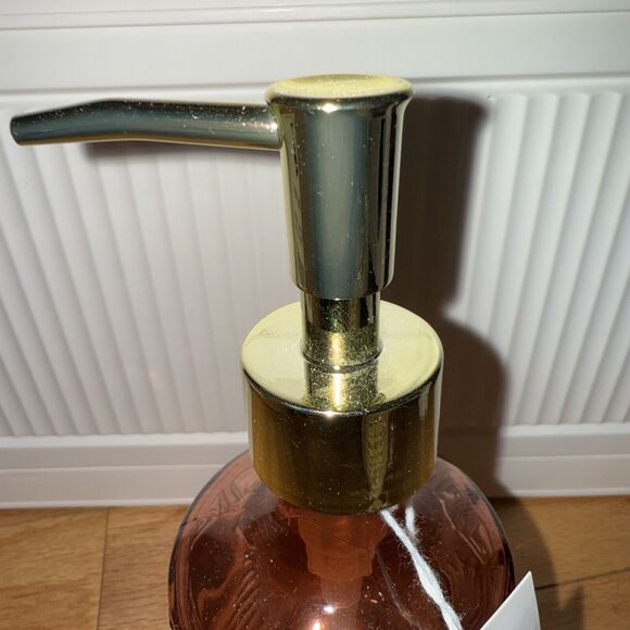 Wild Sage Cassidy Amber Colored Glass Lotion Pump - Picture 3 of 4